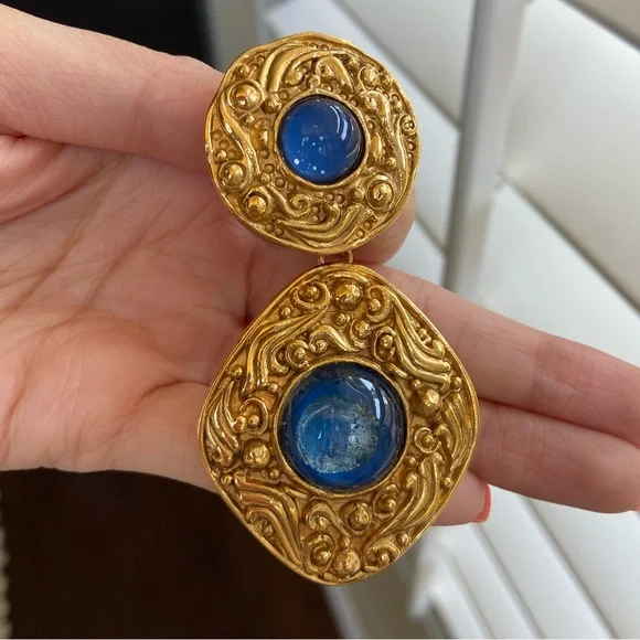 Chanel Rare Blue Gripoxi Dangle Diamond Brooch - Picture 4 of 6